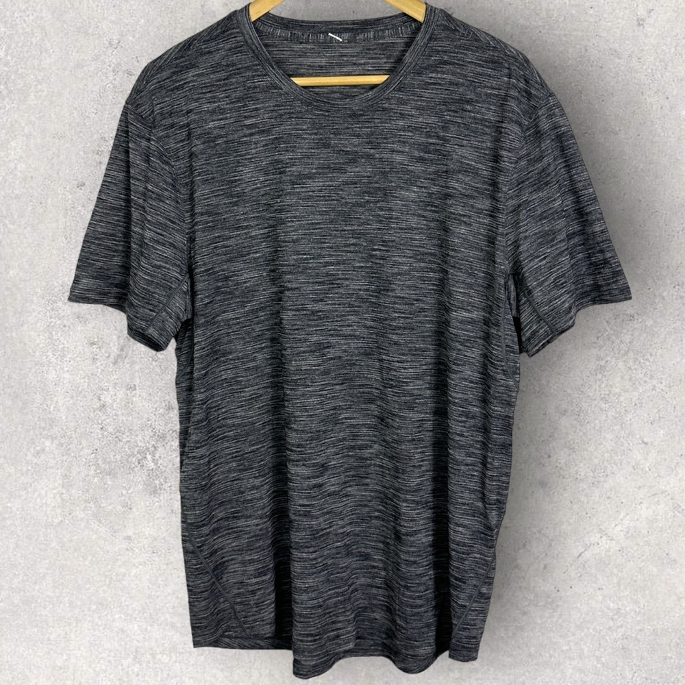 Lululemon Heathered Grey Short Sleeve T-Shirt Tee Athletic Running Performance L